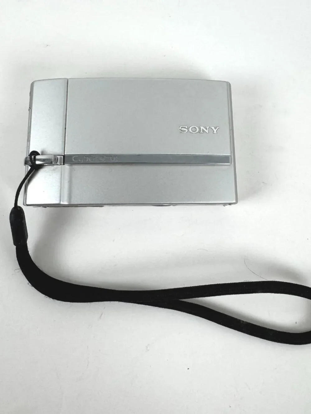 Sony DSC-T30 Cyber Shot Digital Still Camera Silver Made In Japan MC-232